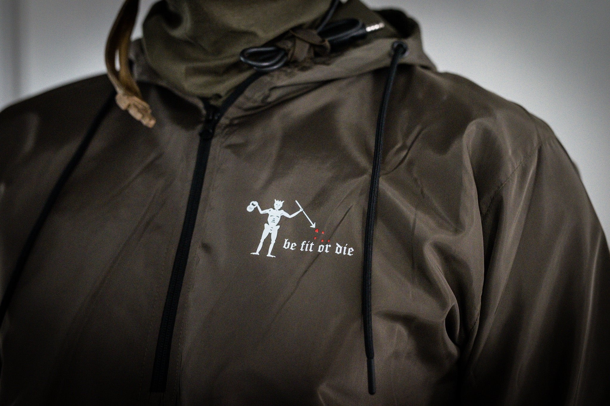 Windbreaker Be fit or die - Peak Performance Fitness Germany